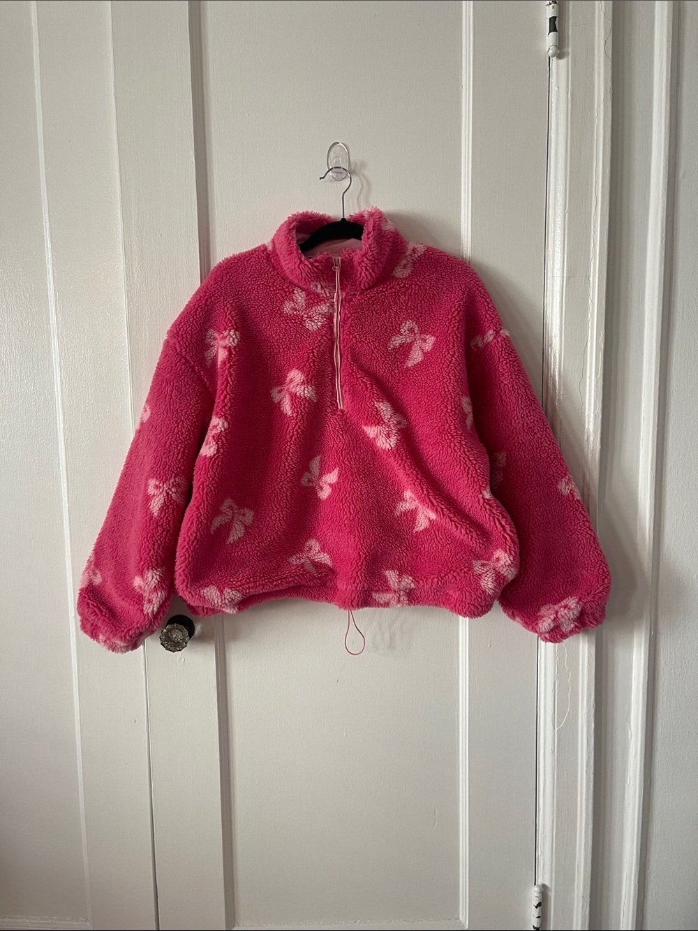 Beach Riot Pink Sherpa Half-Zip Sweater with White Bow Motifs - Picture 2 of 11